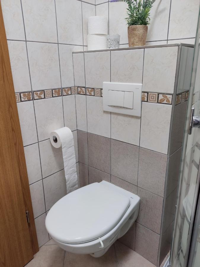 Apartmani Ima Rovanjska Exterior photo
